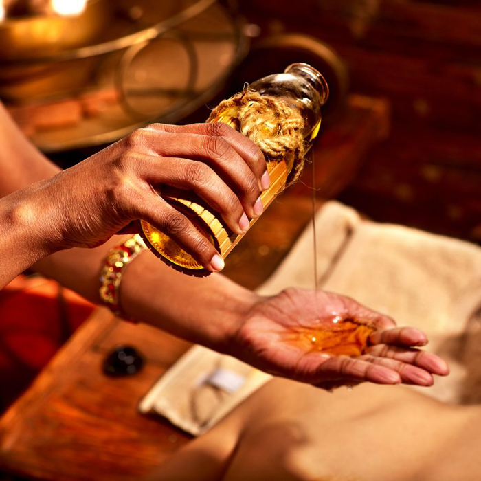 ماساژ آیورودیک آبیانگا